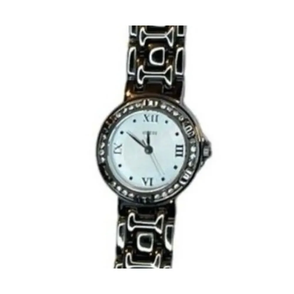 GUESS Silver Rhinestone Bezel Watch Y2K Glam Roman Dial Bracelet